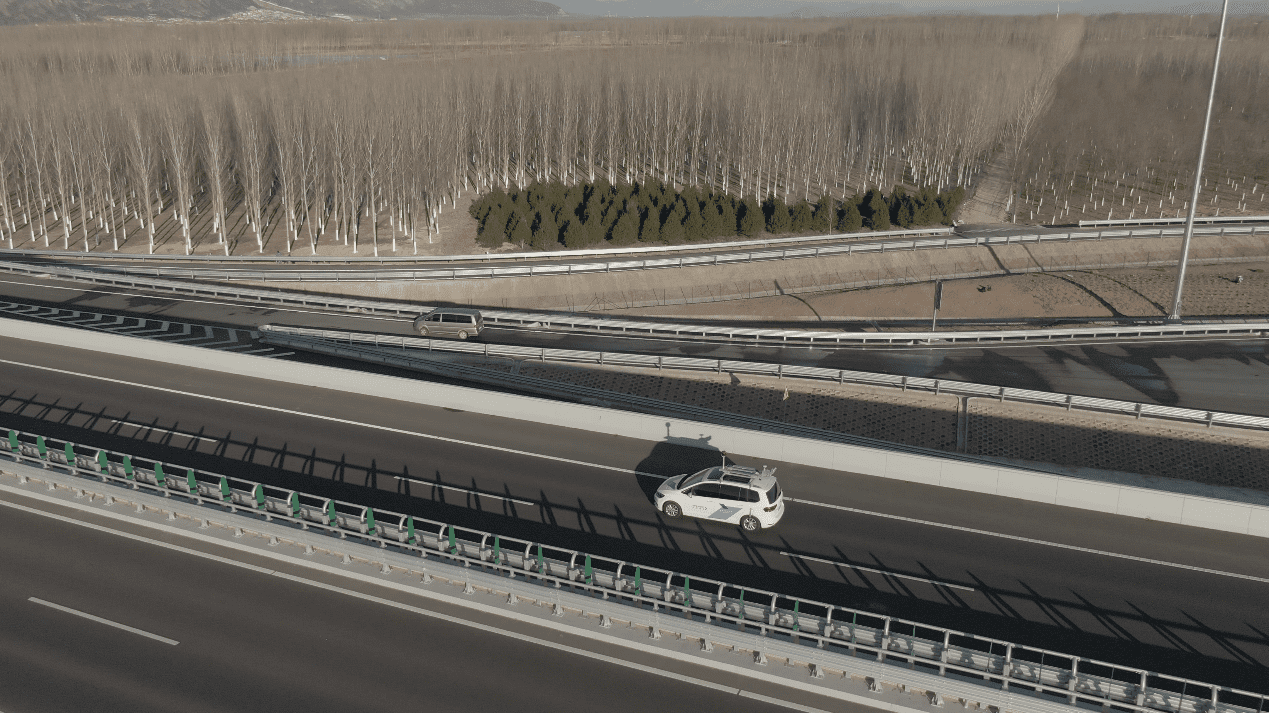 pa������Ϸ�������ٹ�·���˼�ʻ���в���